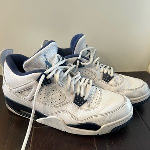 Air Jordan 4 Colombia